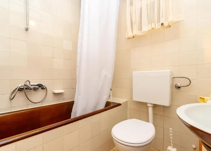 Апартаменты - 05 Прижба